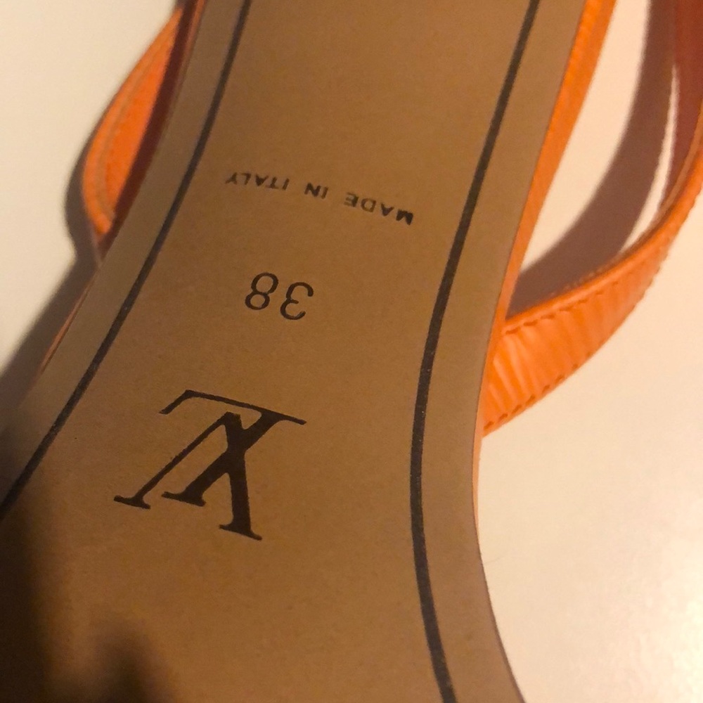 Louis Vuitton heels - Picture 6 of 8